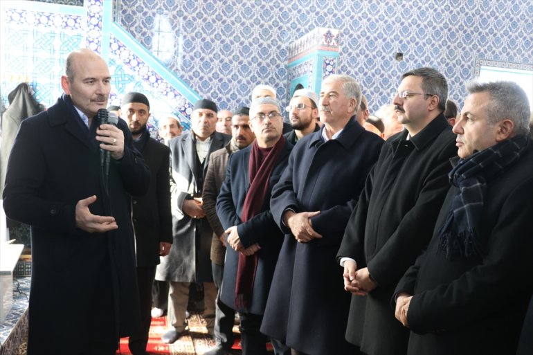 İçişleri Bakanı Soylu Ağrı da cenaze törenine katıldı7