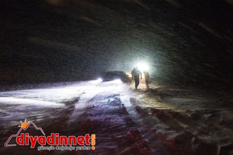 - yolu Iğdır-Ağrı kapandı IĞDIR kara ulaşıma yağışı nedeniyle kar 6