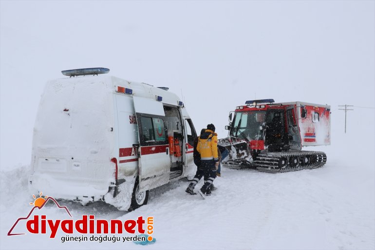 yetişti ekiplerinin imdadına sağlık Yolda paletli AĞRI ambulans - kalan 6
