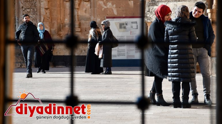 İshak Paşa Sarayı nda kış güzelliği yaşanıyor9