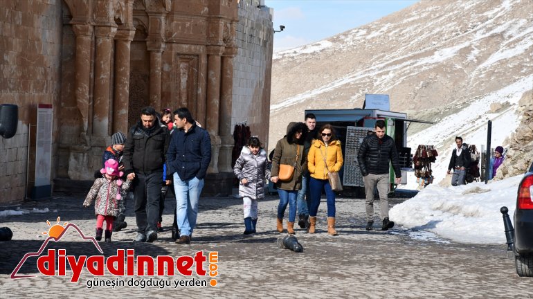 İshak Paşa Sarayı nda kış güzelliği yaşanıyor10