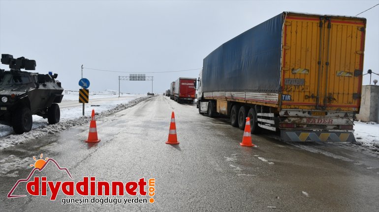 kapatıldı ulaşıma Geçidi Tendürek ve tipi nedeniyle kar 2