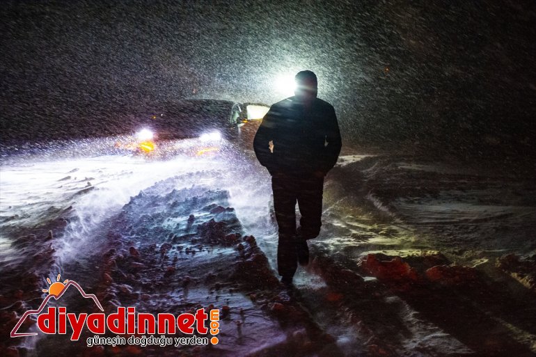 - kapandı IĞDIR Iğdır-Ağrı kara kar ulaşıma yolu yağışı nedeniyle 4