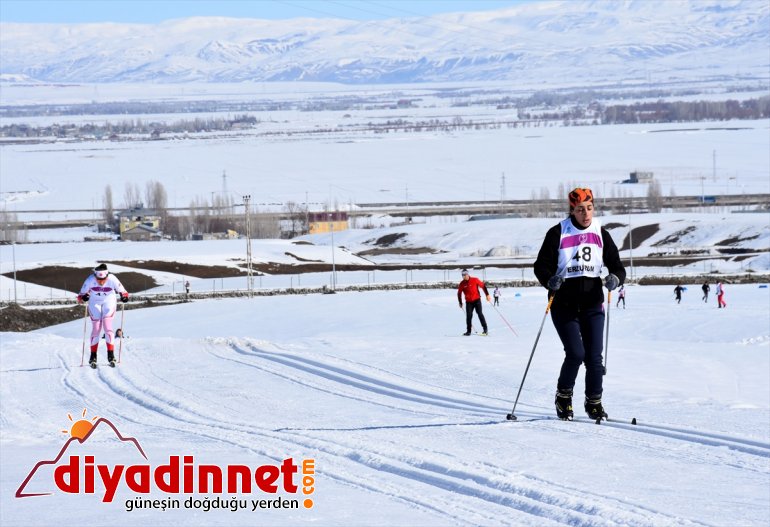 Türkiye Kayaklı Üniversitelerarası Şampiyonası başladı Koşu - MUŞ 4