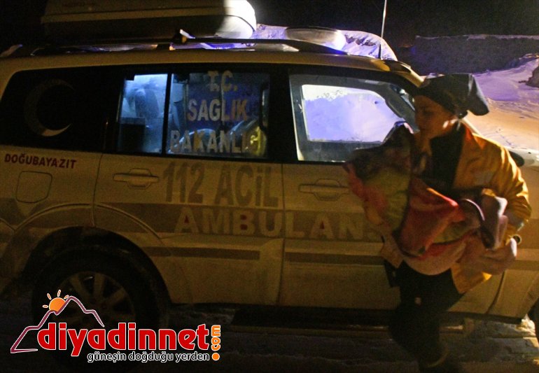 AĞRI ve Berat minik köy tipinin için açıldı yolu Kar kapattığı - 4