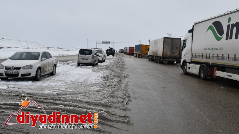 ulaşıma Geçidi kar tipi kapatıldı Tendürek nedeniyle ve 4