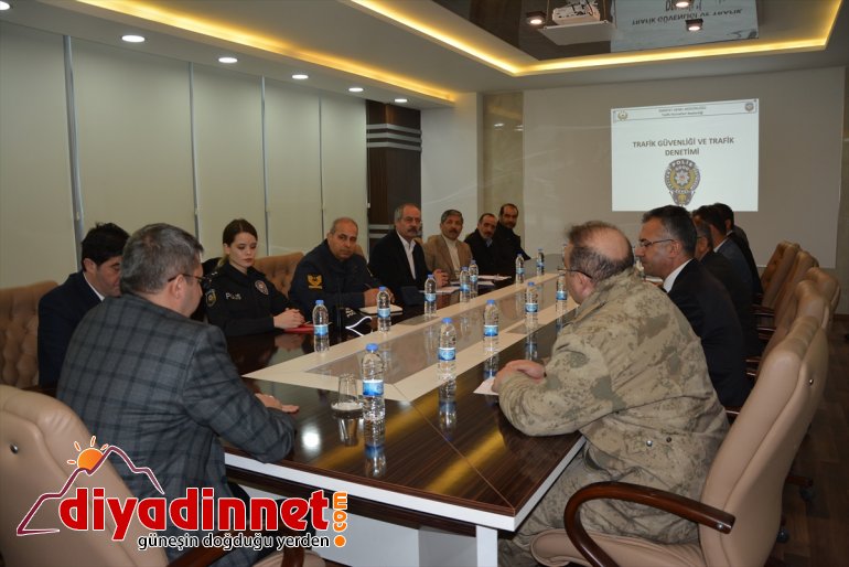 Patnos'ta otobüs kazalarının önlenmesine yönelik toplantı yapıldı