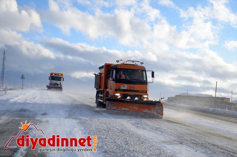 5 kara saat Iğdır-Ağrı kapanan yolu sonra açıldı Ulaşıma 5