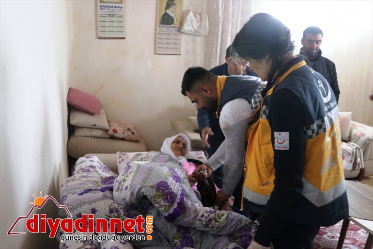 ulaştırdılar hastaneye AĞRI felçli ve tipide kadını 4 - saatte Kar 16