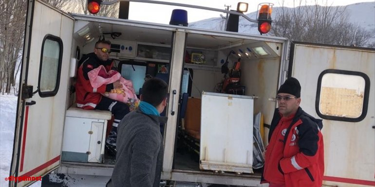 UMKE ve 112 Acil Sağlık, Sümeyra ve Ayvaz kardeşler için seferber oldu