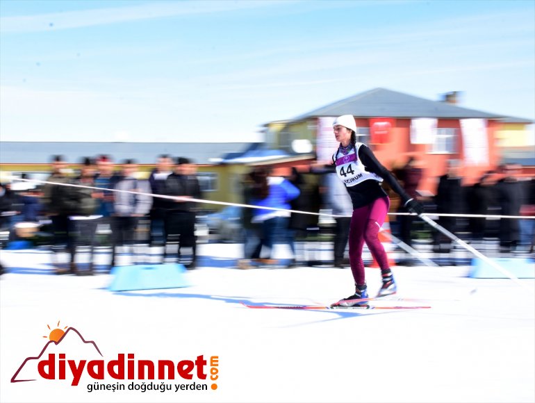 Üniversitelerarası Kayaklı Koşu Türkiye Şampiyonası Muş'ta sona erdi