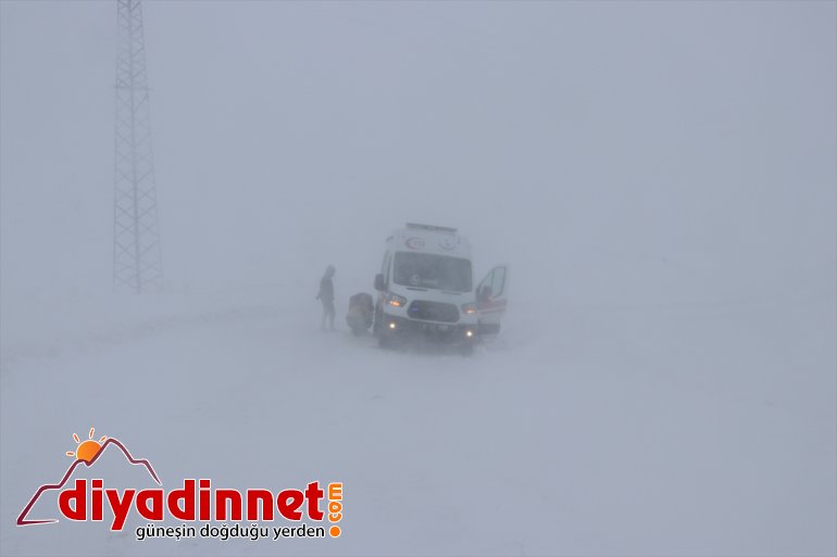 felçli Kar hastaneye 4 kadını ve ulaştırdılar - saatte AĞRI tipide 8