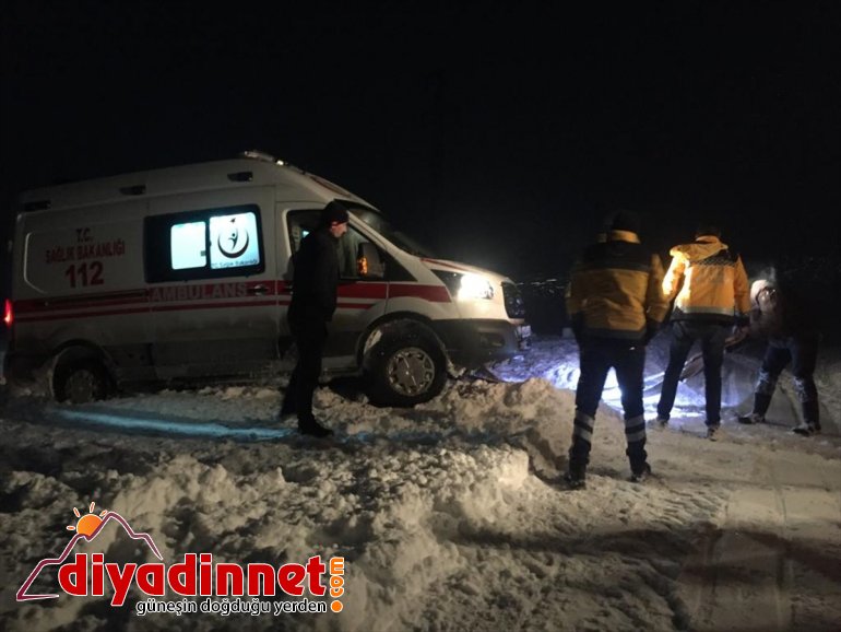 Köyde rahatsızlanan iki kardeşin yardımına karla mücadele ekipleri yetişti