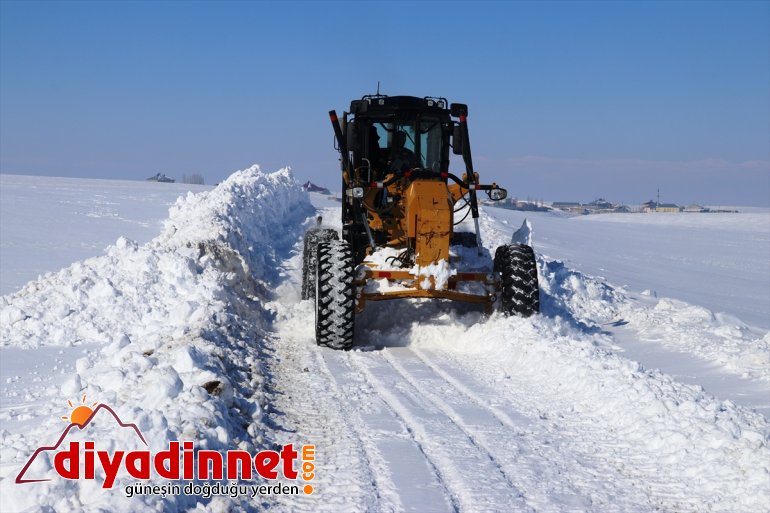 Ağrı'da 30 bin kilometre karlı yol ulaşıma açıldı