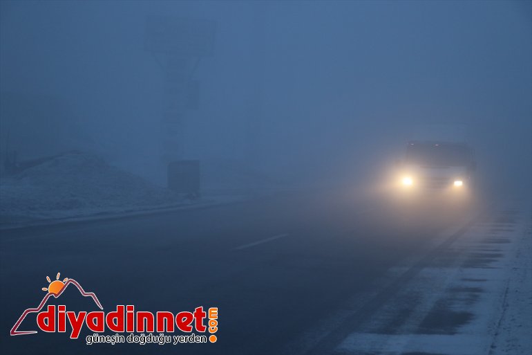 yoğun yollarında Ağrı-Erzurum Ağrı-İran sis oluyor ve kara etkili 2