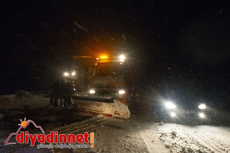 kar kara nedeniyle IĞDIR Iğdır-Ağrı yağışı kapandı ulaşıma yolu - 13