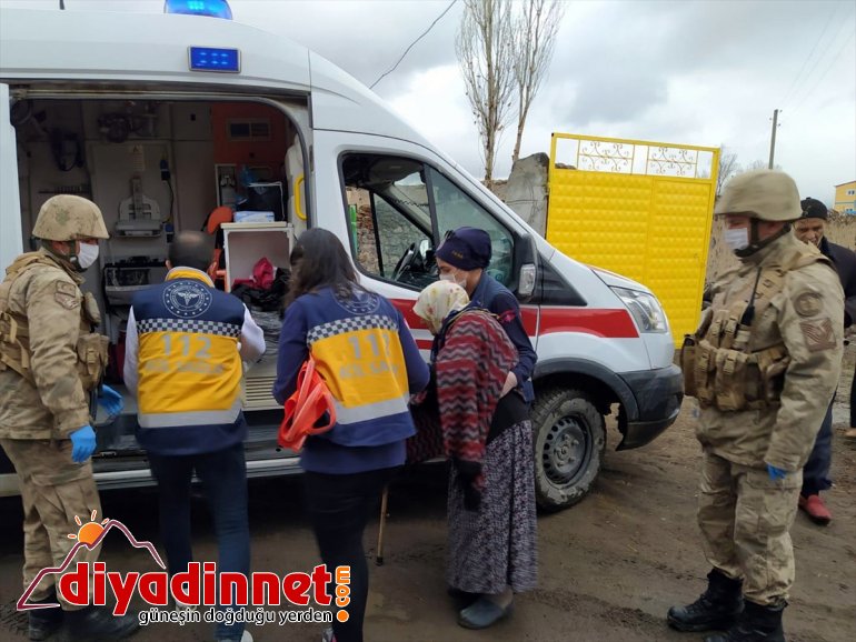 kadın ekipleri, evinde rahatsızlanan Mehmetçik - yaşlı AĞRI seferber ve için oldu sağlık 1
