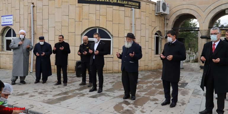 Erzincan'da koronavirüsün son bulması için kurban kesildi