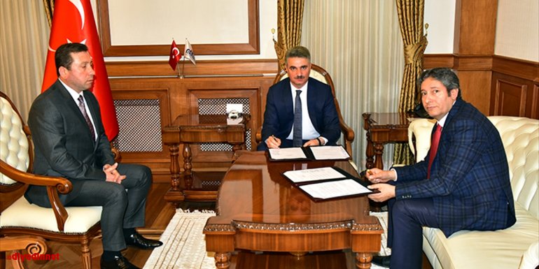 Malatya'da depremden hasar gören ilkokul yeniden inşa edilecek