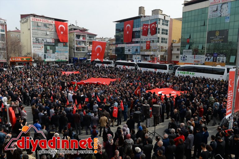 Türkiye Mehmetçik için tek yürek oldu