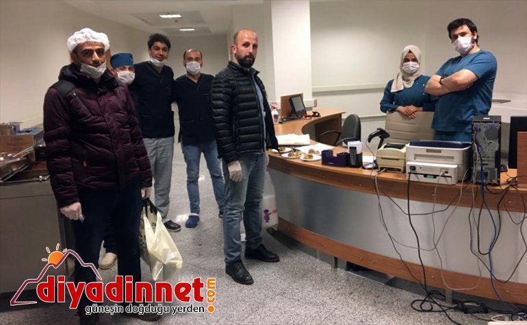 sürprizi çalışanlarına ve ve çiçek Ağrı sağlık tatlı Erzincan