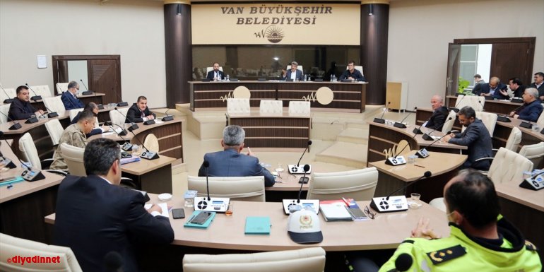 Van'da şehirler arası seyahat izinleri için komisyon oluşturuldu