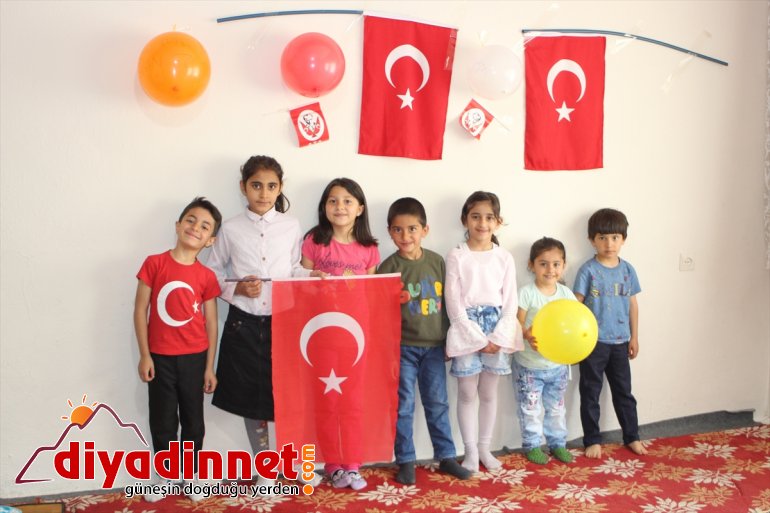 kutladı evlerini çocuklar süsleyerek 23 Nisan