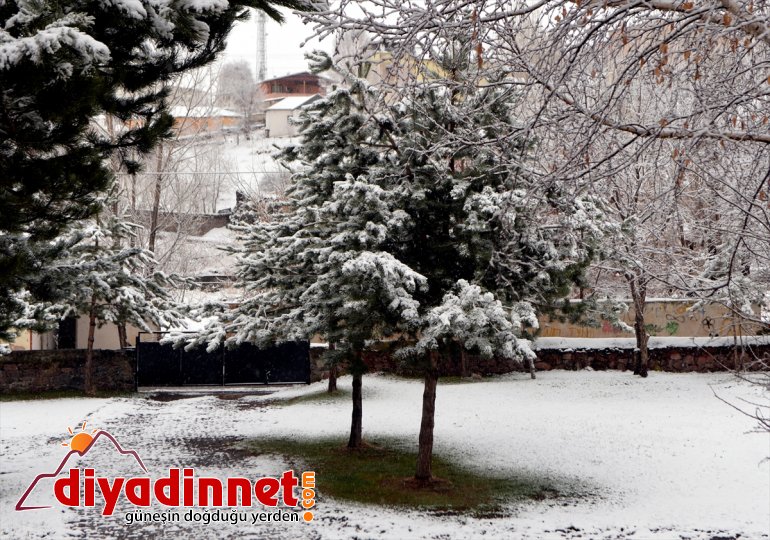 Ardahan'da 23 Nisan'da kar sürprizi