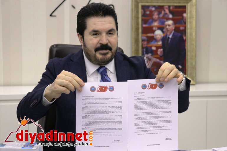 AĞRI - Trump maske Belediye gönderecek Hollywood yıldızlarına Sayan, ve Başkanı 4