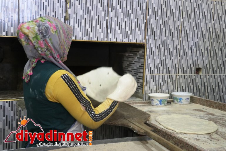 oldu kadınların kaynağı Ağrılı Tandır ekmeği geçim 4