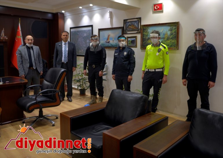 polisler - siperli için  Öğretmenler üretti ARDAHAN maske 3