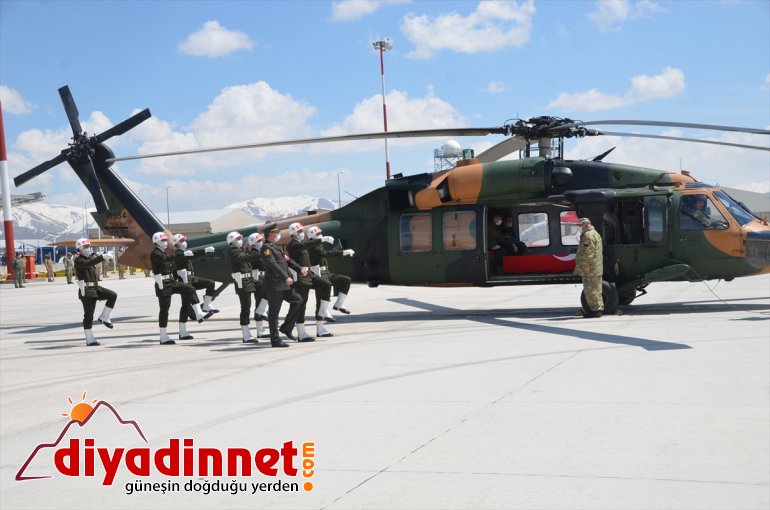 Hakkari'de nöbet tuttuğu sırada rahatsızlanarak şehit olan asker törenle memleketine uğurlandı