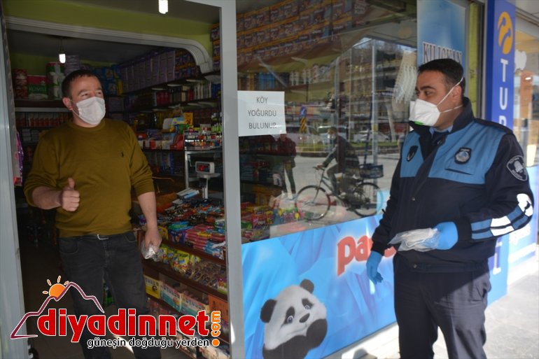 esnafa Belediyesi ücretsiz maske dağıttı Tatvan 2