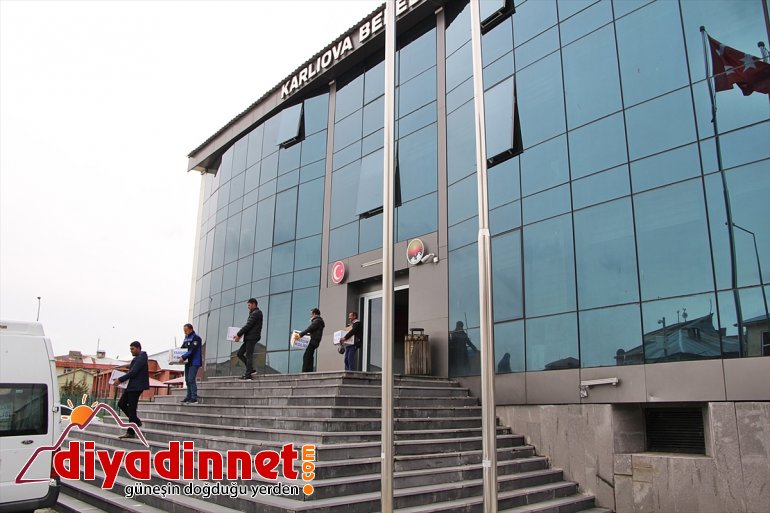 Karlıova Belediyesinden gıda yardımı