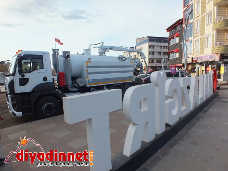 Malazgirt Belediyesine araç desteği