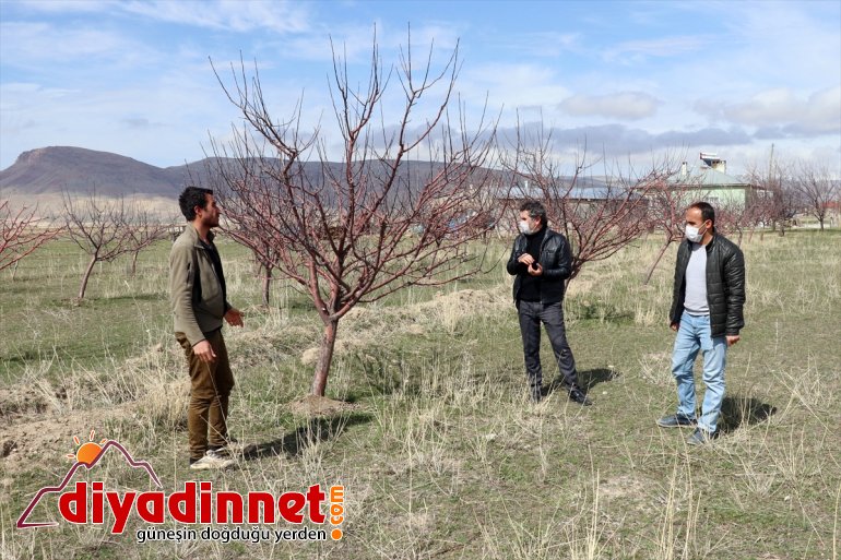 VAN Tarımsal - üretimin aksamaması için çiftçiler bilgilendiriliyor 7