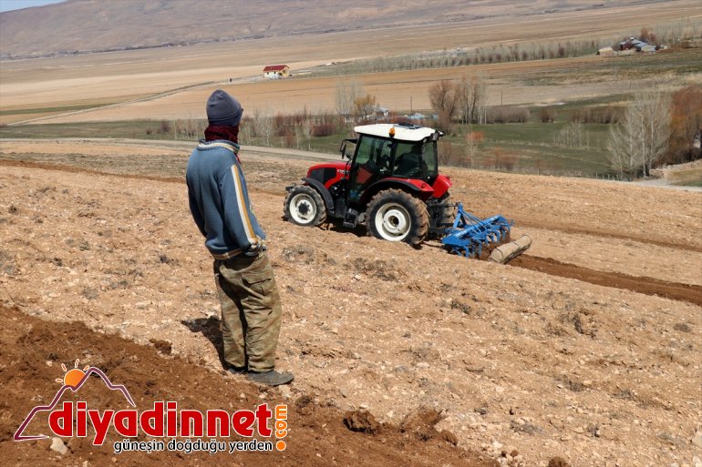 ekiyor (2) için üretimde Vanlı de devamlılık boş çiftçiler  arazilerini 10