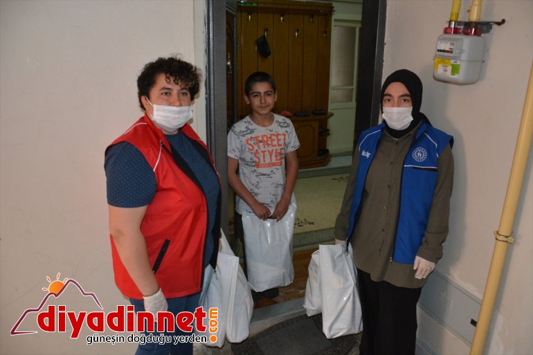 gönüllü çocuklara Nisan Malatya