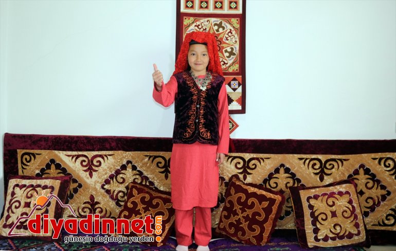 Kırgız çocuklardan Van