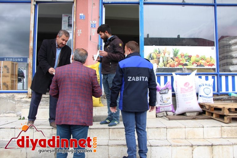 Belediyesinden Karlıova maske dağıtımı 3