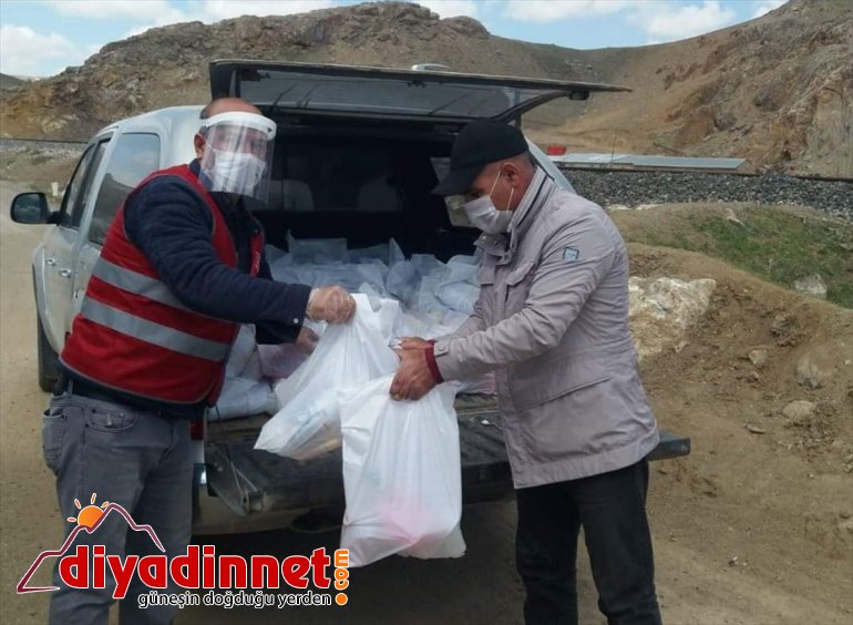 karşı  dezenfekte salgınına dağıttı malzemeleri Saray’da koronavirüs 3