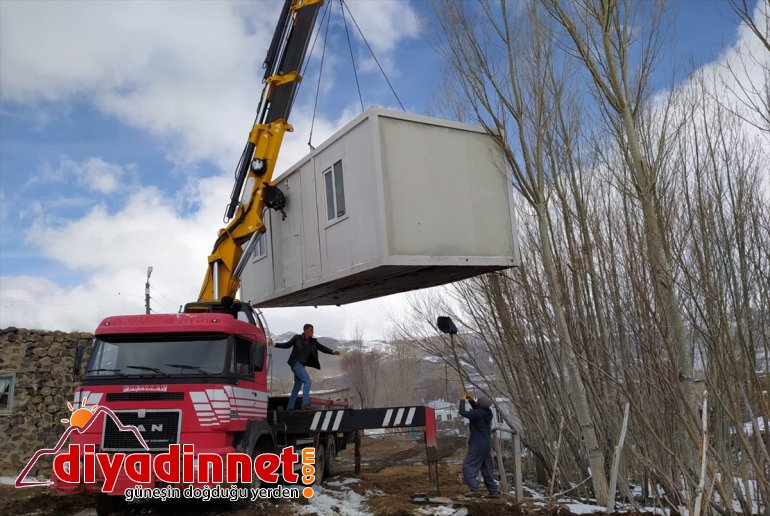 sürüyor depremzedelerin kurulumu Van