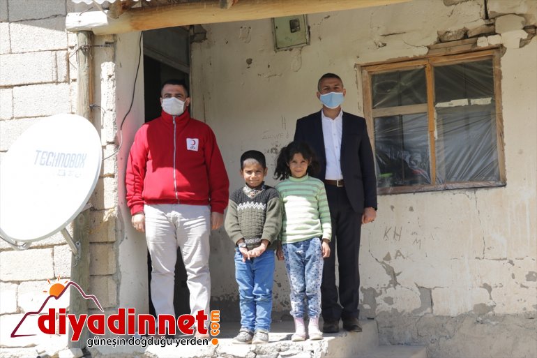 edildi hediye evleri için derslerini yanan Van