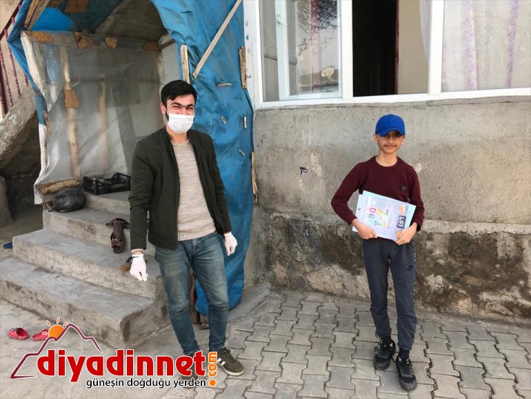 Güroymak Belediyesinden öğrencilere kitap desteği