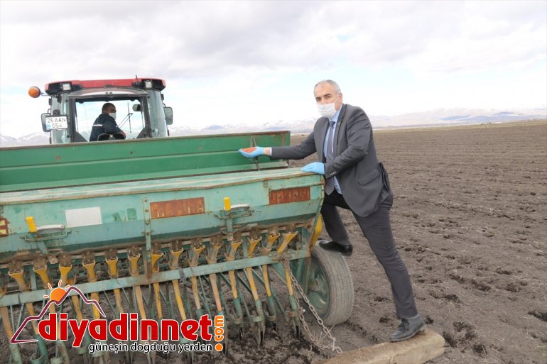 Erzurum'da Kovid-19 sürecinde bitkisel üretimin devamlılığı için 1293 çiftçiye destek