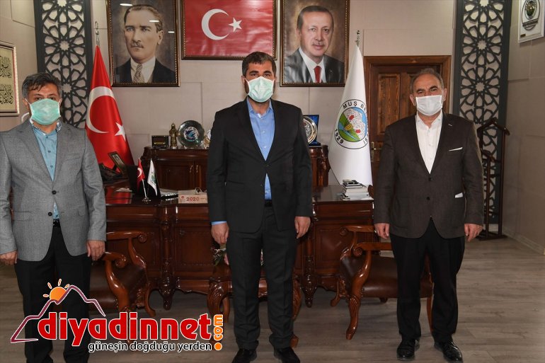 Muş Belediyesi çalışanlarından Milli Dayanışma Kampanyası'na destek