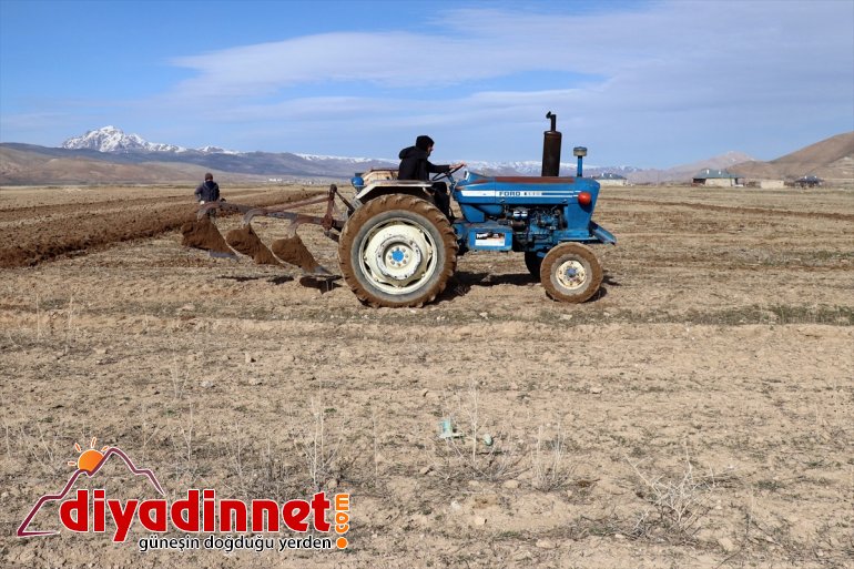 (2) ekiyor için de  arazilerini boş çiftçiler Vanlı üretimde devamlılık 18