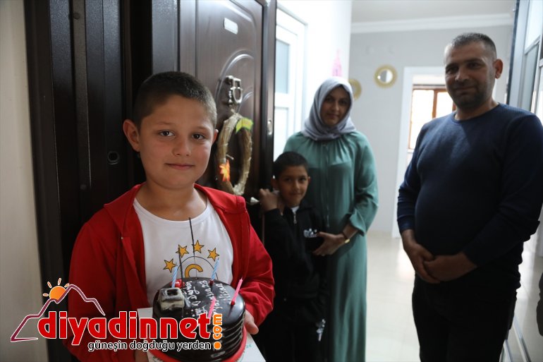 23 doğumlu çocuğa 23 günü  Bingöl