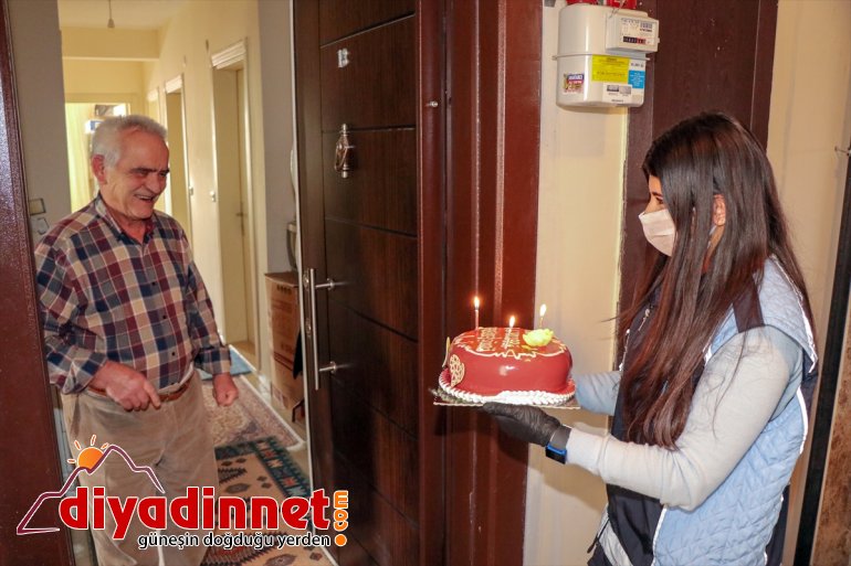 46. sürprizi çıkamayan evlilik dönümü evlerinden yıl Van