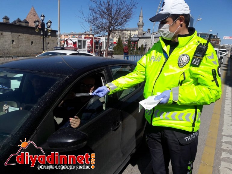 ekipleri vatandaşlara polis Erzurum